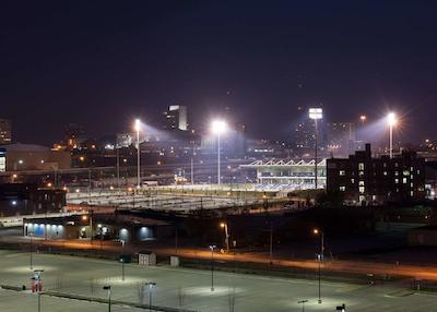 هامپتون این اند سویتز اُماها-دونتون