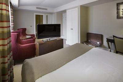 تایتانیک کامفورت شیشلی