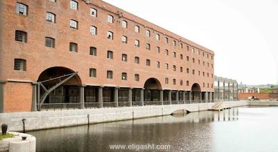 تایتانیک کامفورت شیشلی