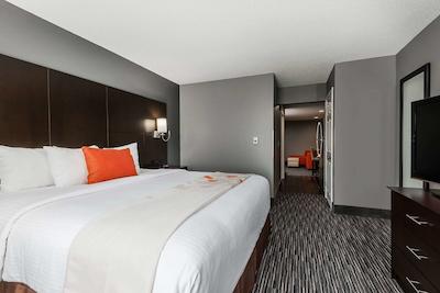 هاودرن سویتز بای ویندهام کلومبوز وست