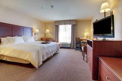 هامپتون این اند سویتز وست بند