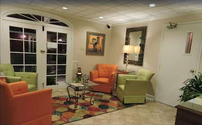 فرنچ کوارتر سویتز هتل