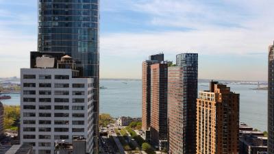 نو یرک ماریت دونتون