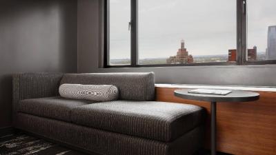 نو یرک ماریت دونتون