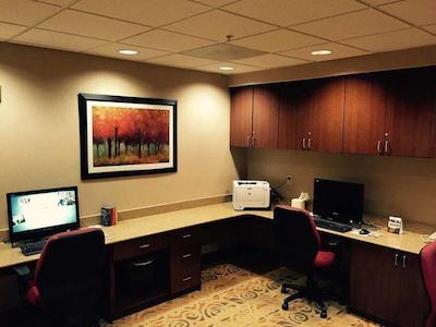 هامپتون این الکینز