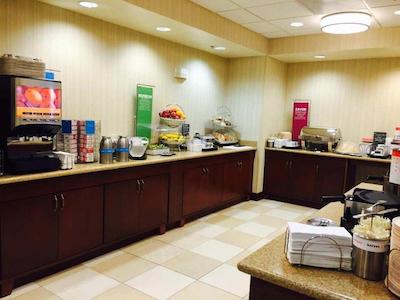 هامپتون این الکینز