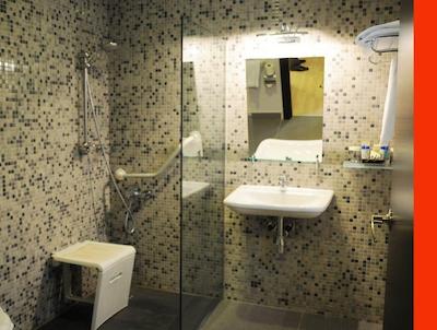 میم هتل استانبول