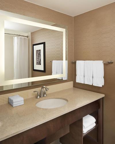 شراتون ان اربر هتل