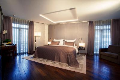 لاساگرادا هتل