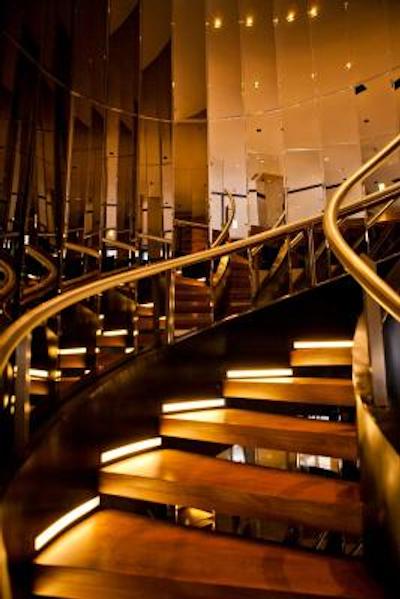 لاساگرادا هتل