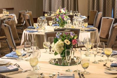 هیلتون گاردن این پرتسمود دونتون