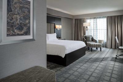 هیلتون گاردن این پرتسمود دونتون