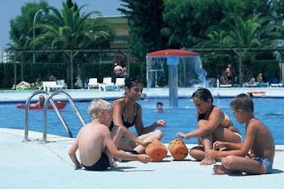 هتل مدیترنئو