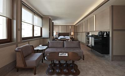 هاوس هتل نیشانتاشی