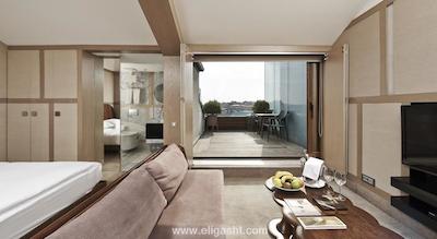 هاوس هتل نیشانتاشی