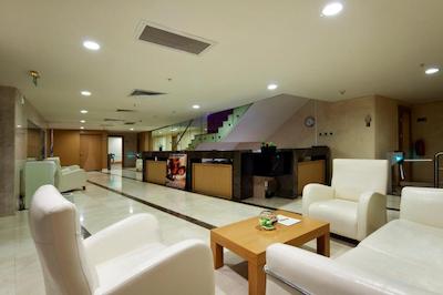 گرین پارک پندیک هتل اند کانونشن سنتر