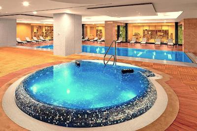 گرین پارک پندیک هتل اند کانونشن سنتر