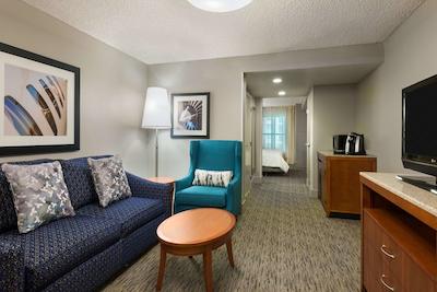 هیلتون گاردن این تامپا آیرپرت/وستشر