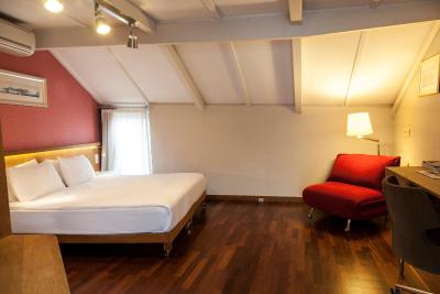 فاروس اولد سیتی-اسپشیال کتگوری