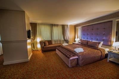 دریم هیل بیزینس دلوکس