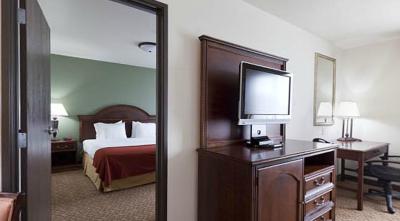 هلید این اکسپرز هتل اند سویتز چری هیلز