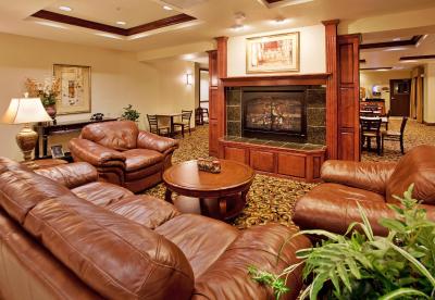 هلید این اکسپرز هتل اند سویتز چری هیلز