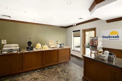 دز این اند سویتز اُماها