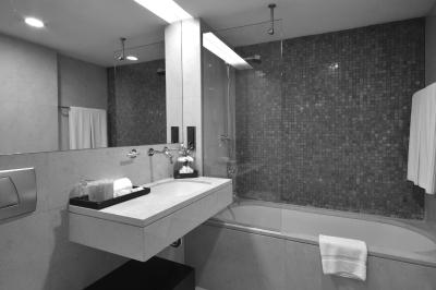 بنتلی بای ملتون هتلز