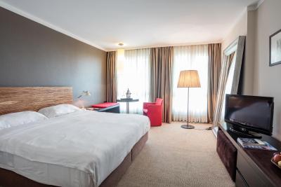 بنتلی بای ملتون هتلز