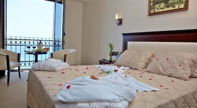 بلو ورلد هتل