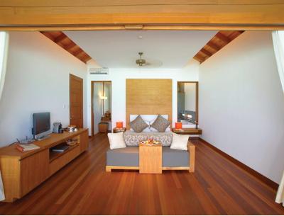 مدهوفوشی آیلند ریزورت