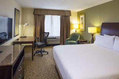 هیلتون گاردن این هامپتون کلیسوم سنترال