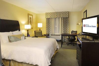 هیلتون گاردن این هامپتون کلیسوم سنترال