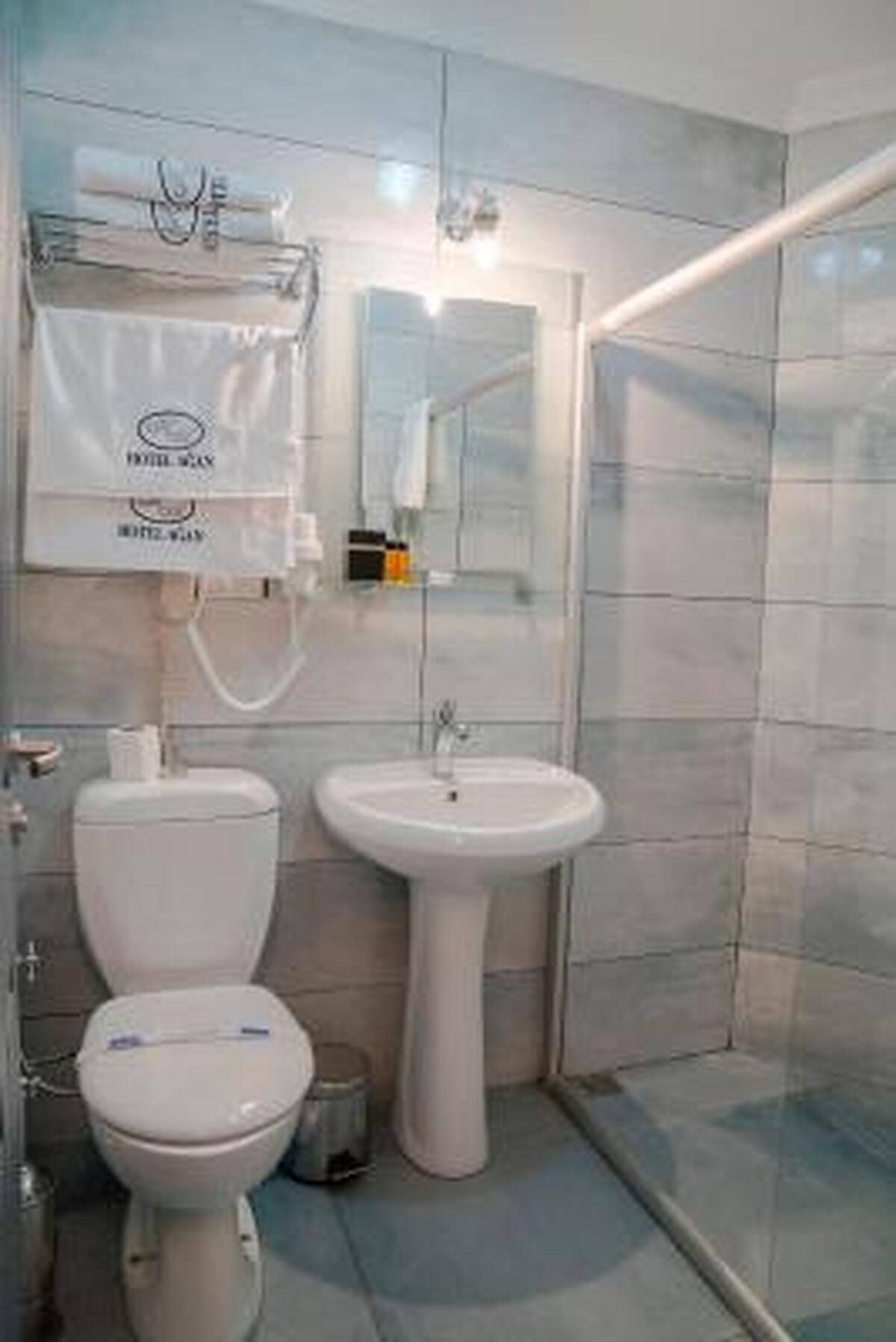 اگان