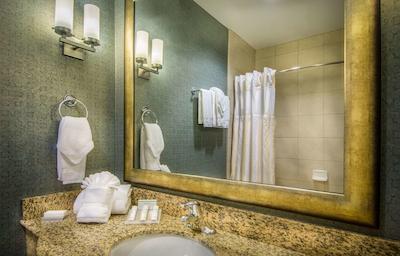 هیلتون گاردن این فنیکس نرد هاپی والی