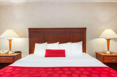 رامادا جاکسُنویل/بمیدوز هتل اند کنفرنس سنتر