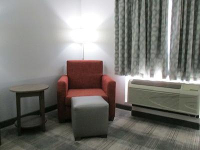 بست وسترن پلاس فیلادلفیا چکتاو هتل اند سویتز