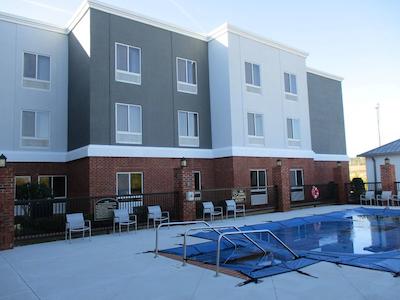 بست وسترن پلاس فیلادلفیا چکتاو هتل اند سویتز