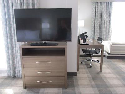 بست وسترن پلاس فیلادلفیا چکتاو هتل اند سویتز