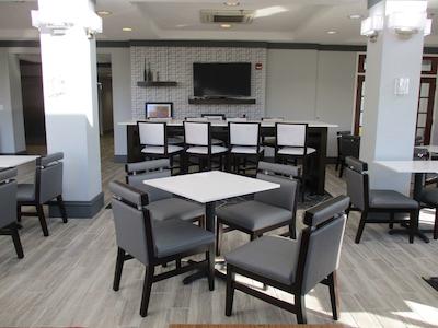 بست وسترن پلاس فیلادلفیا چکتاو هتل اند سویتز