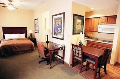 هموود سویتز سان دیگو-دل مار