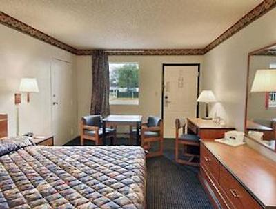 هوارد جهنسُن اکسپرز این-هوستون