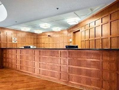 بمنت این اند سویتز ناکسویل/سدار بلوف