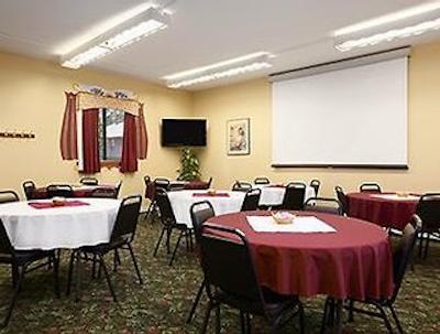 هوارد جهنسُن اکسپرز این-لیونورد