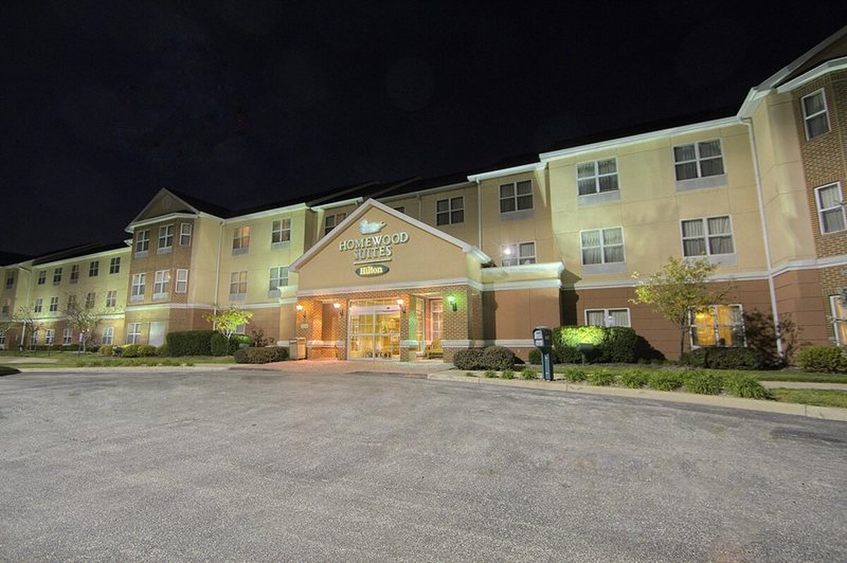Homewood Suites by Hilton Airport / Plainfield