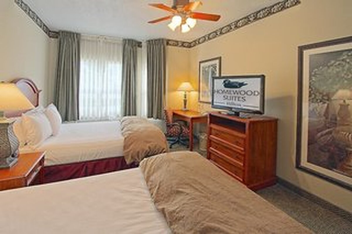 Homewood Suites by Hilton Airport / Plainfield