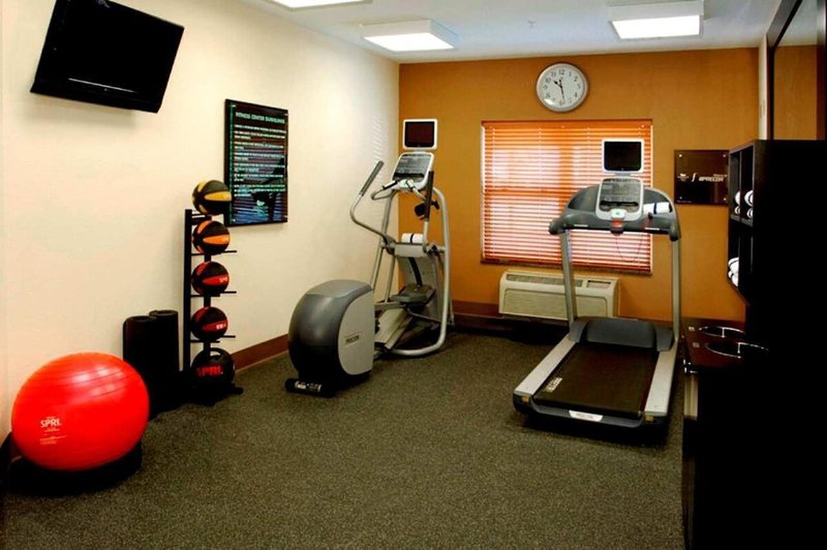 Homewood Suites by Hilton Airport / Plainfield