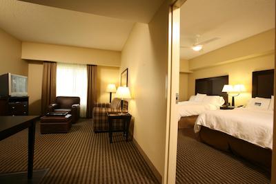 هموود سویتز بای هیلتون لویسویل-ایست