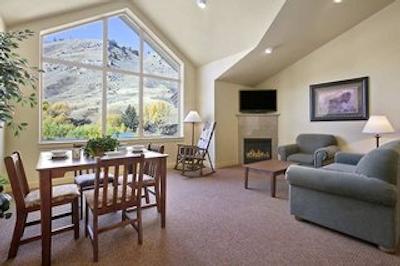 هموود سویتز بای هیلتون جاکسُن