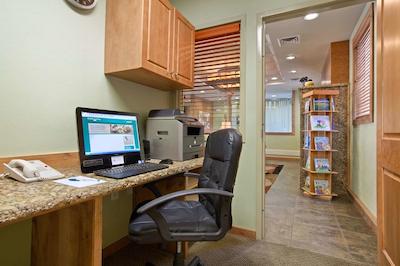 هموود سویتز بای هیلتون جاکسُن